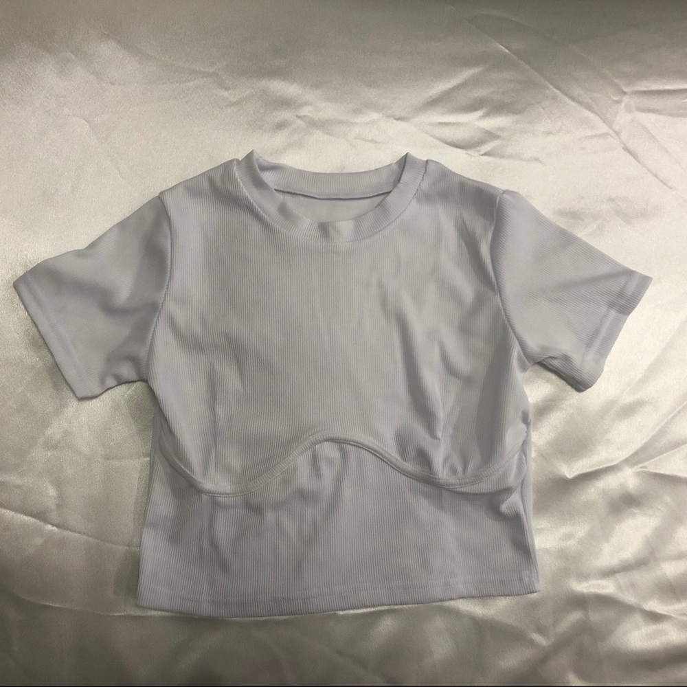 crop top - Picture 2 of 3